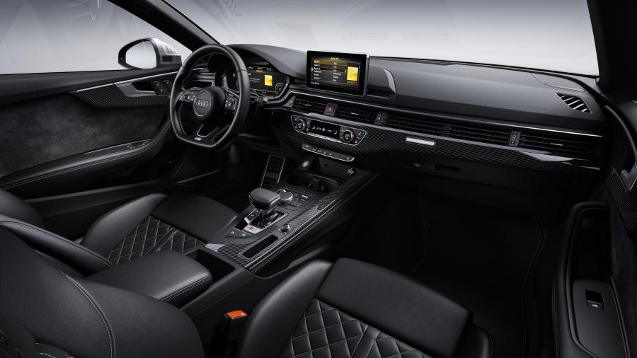 Интерьер Audi S5 Coupe TDI 2019 года  (WW) (фото 14 из 15)
